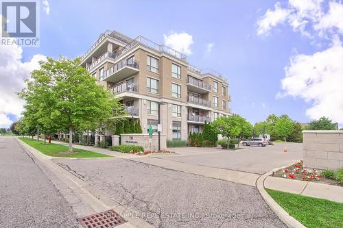 519 - 111 Civic Square Gate, Aurora, ON - Outdoor With Balcony