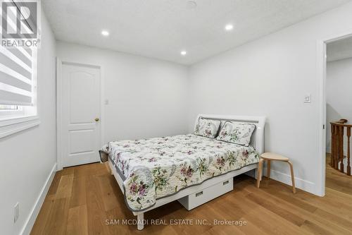3071 Bayberry Drive, Mississauga, ON - Indoor Photo Showing Bedroom