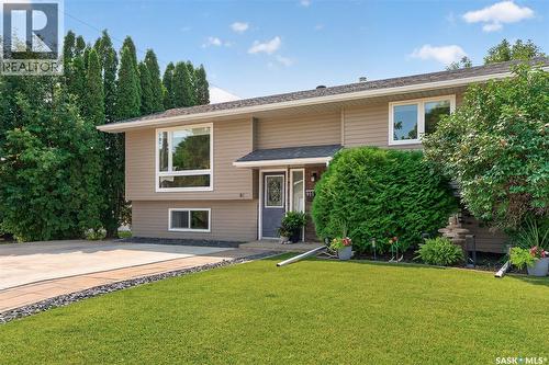 951 Holdsworth Crescent, Moose Jaw, SK - Outdoor