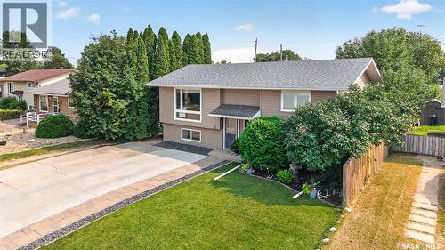 951 Holdsworth Crescent, Moose Jaw, SK - Outdoor