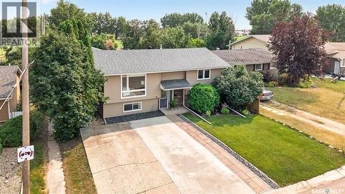951 Holdsworth Crescent, Moose Jaw, SK - Outdoor