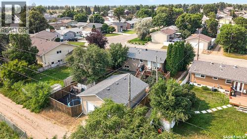 951 Holdsworth Crescent, Moose Jaw, SK - Outdoor