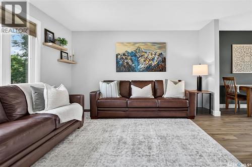 951 Holdsworth Crescent, Moose Jaw, SK - Indoor Photo Showing Living Room