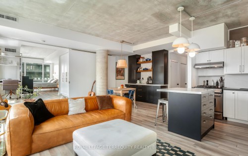 704-50 Camden Street, Toronto, ON - Indoor