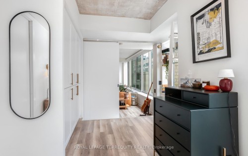 704-50 Camden Street, Toronto, ON - Indoor Photo Showing Other Room