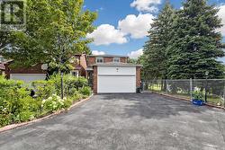 65 TANGMERE CRESCENT Markham, ON L3R 6Y6