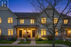 17 WICKER PARK WAY  Whitby (Pringle Creek), ON L1R 0C8