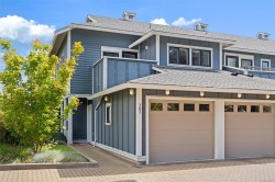 #101-3916 Carey Rd Saanich, BC V8Z 4E2