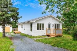 12 Yetmans Lane Bay Roberts, NL A0A 1G0