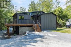 301 Bentley Road  South Berwick, NS B0P 1E0
