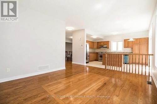 127 Finn Court, Ottawa, ON - Indoor Photo Showing Other Room