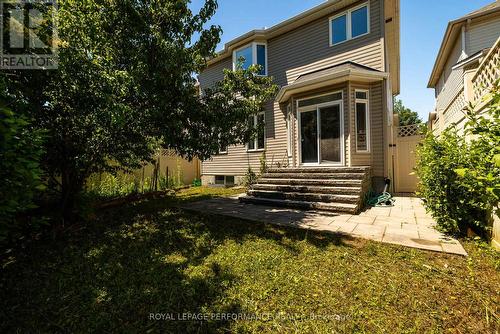 Walkout to backyard from kitchen - 127 Finn Court, Ottawa, ON - Outdoor