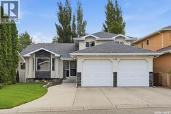 174 Hinitt PLACE  Saskatoon, SK S7N 4M6
