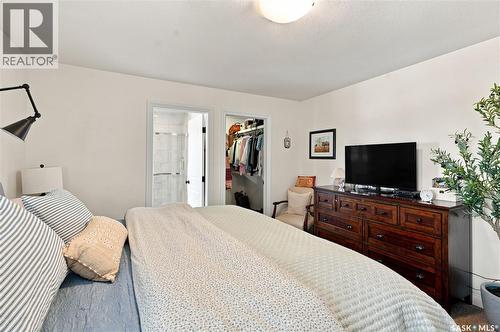 621 Braun Lane, Warman, SK - Indoor Photo Showing Bedroom