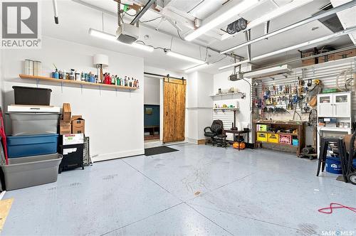 621 Braun Lane, Warman, SK - Indoor Photo Showing Garage