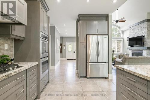7 Duquette Court, Tiny, ON - Indoor Photo Showing Kitchen With Upgraded Kitchen