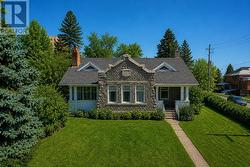 43 Summit AVE  Thunder Bay, ON P7B 3N7