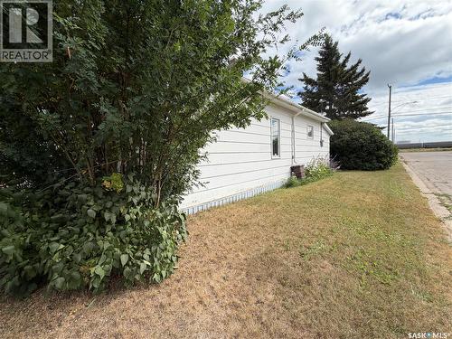 277 2Nd Avenue W, Melville, SK - Outdoor