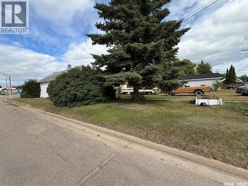277 2Nd Avenue W, Melville, SK - Outdoor