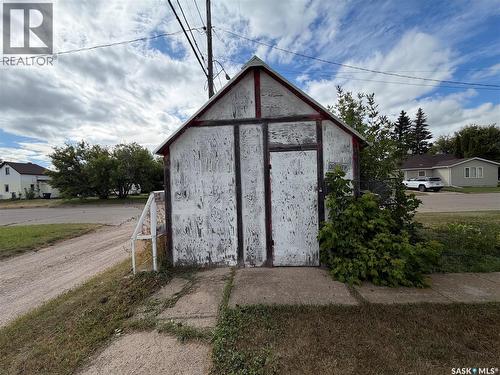 277 2Nd Avenue W, Melville, SK - Outdoor