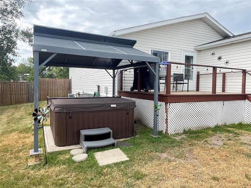 195 4Th Avenue, Rivers, MB - Outdoor With Exterior