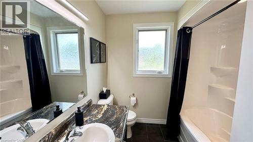 66 Driftwood Drive, Simcoe, ON - Indoor Photo Showing Bathroom