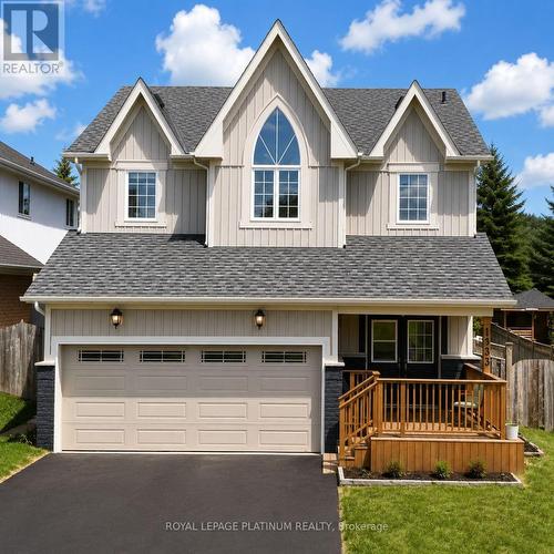 1033 GRANDVIEW STREET N  Oshawa, ON L1K 2S8