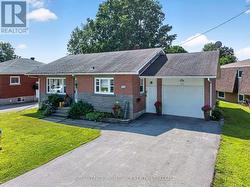 26 MCLEAN BOULEVARD Perth, ON K7H 2Z3