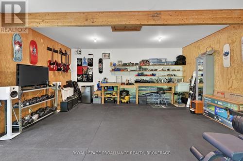 3063 Brewers Mills Road, Kingston (City North Of 401), ON - Indoor Photo Showing Garage