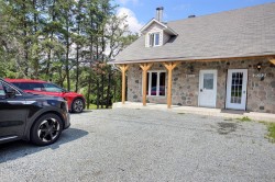 2054 Boul. Témiscamingue  Rouyn-Noranda, QC J0Z 1Y2