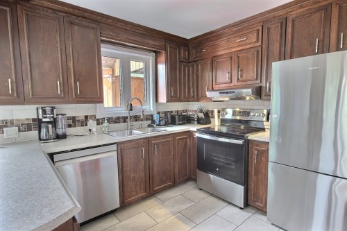 Cuisine - 2054 Boul. Témiscamingue, Rouyn-Noranda, QC - Indoor Photo Showing Kitchen