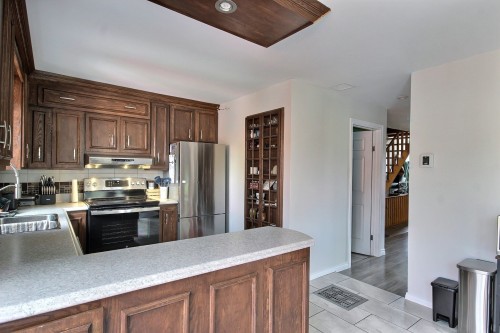 Cuisine - 2054 Boul. Témiscamingue, Rouyn-Noranda, QC - Indoor Photo Showing Kitchen