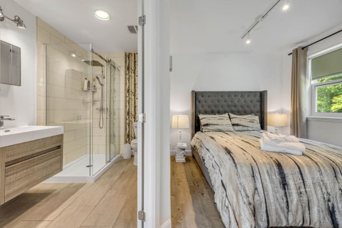 Chambre à coucher - 765 Av. Ste-Brigitte, Sainte-Brigitte-De-Laval, QC - Indoor