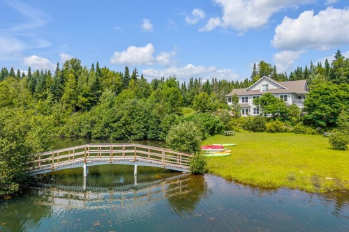Photo aérienne - 765 Av. Ste-Brigitte, Sainte-Brigitte-De-Laval, QC - Outdoor With Body Of Water With View