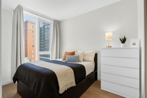 Chambre à coucher - 803-1450 Boul. René-Lévesque O., Montréal (Ville-Marie), QC - Indoor Photo Showing Bedroom