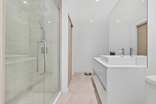 Salle de bains - 803-1450 Boul. René-Lévesque O., Montréal (Ville-Marie), QC - Indoor Photo Showing Bathroom