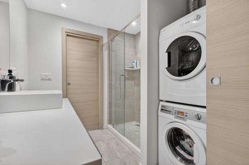 Salle de lavage - 803-1450 Boul. René-Lévesque O., Montréal (Ville-Marie), QC - Indoor Photo Showing Laundry Room