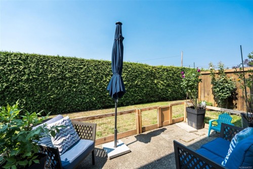 #9-2115 Amelia Ave, Sidney, BC 
