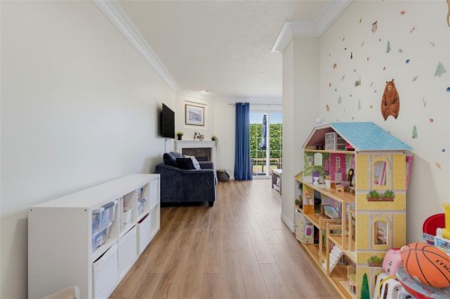 #9-2115 Amelia Ave, Sidney, BC 