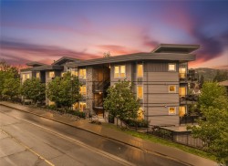 #410-3240 JACKLIN Rd Langford, BC V9B 0J5