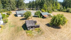 4030 Gibbins Rd Duncan, BC V9L 1N9