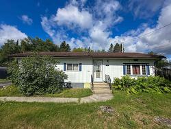 27 Aspen Street Ear Falls, ON P0V 1T0