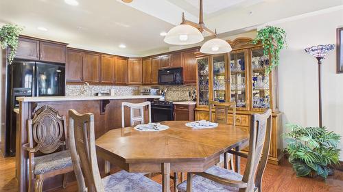308-880 Dogwood Drive, Kimberley, BC - Indoor Photo Showing Dining Room
