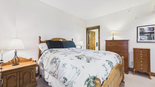 308-880 Dogwood Drive, Kimberley, BC - Indoor Photo Showing Bedroom