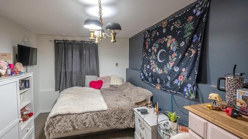 15-7080 Glenfir Road, Naramata, BC - Indoor Photo Showing Bedroom
