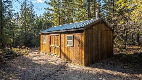 15-7080 Glenfir Road, Naramata, BC - Outdoor