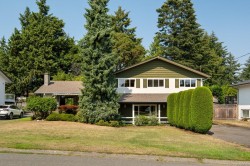 2045 San Rafael Cres Saanich, BC V8N 2H7
