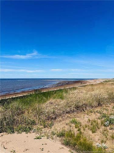 345 Bayshore Dr, Bathurst, NB 