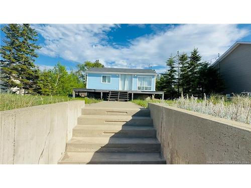 345 Bayshore Dr, Bathurst, NB 