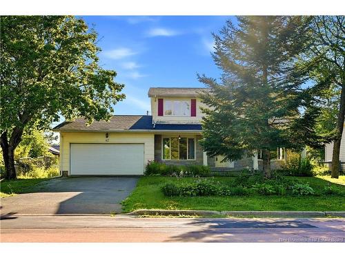 42 Wallace Crt, Riverview, NB 